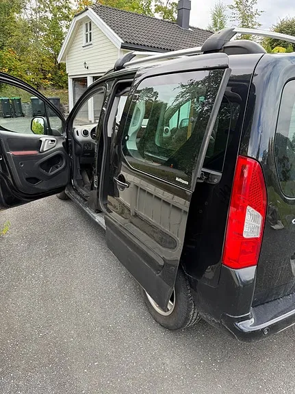 Citroen Berlingo 2011 photo 4