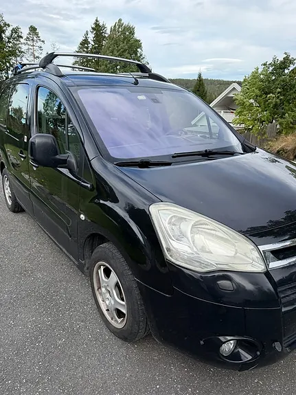 Citroen Berlingo 2011 photo 2