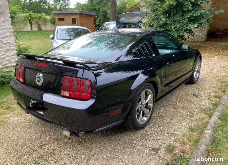 Ford Mustang 2005 photo 2