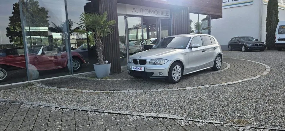 BMW E87 116I
