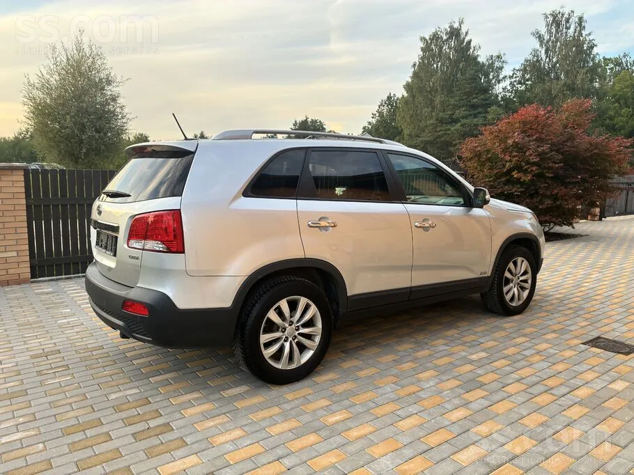 Kia Sorento 2012 photo 3