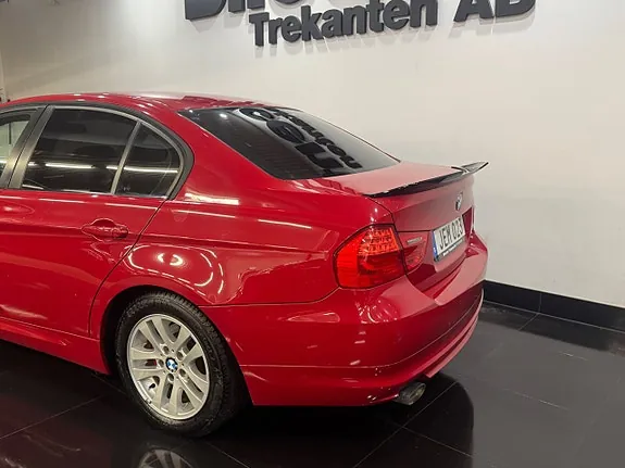 BMW 320D 2010 photo 5