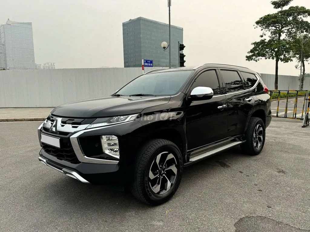 Mitsubishi Pajero Sport 2024 photo 2