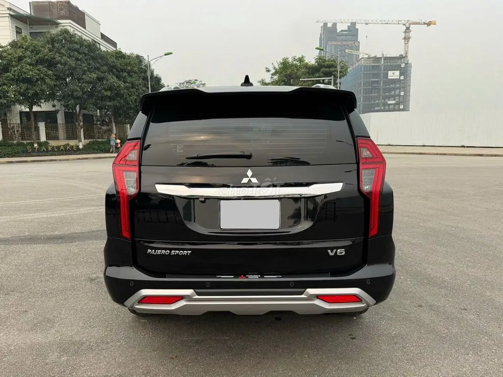 Mitsubishi Pajero Sport 2024 photo 5