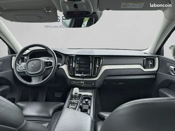 Volvo Xc60 2019 photo 4