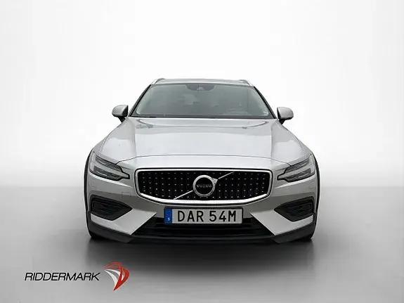 Volvo V60 Cross Country 2022 photo 2