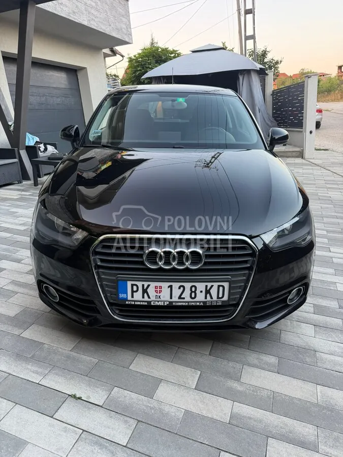 Audi A1 2011 photo 4