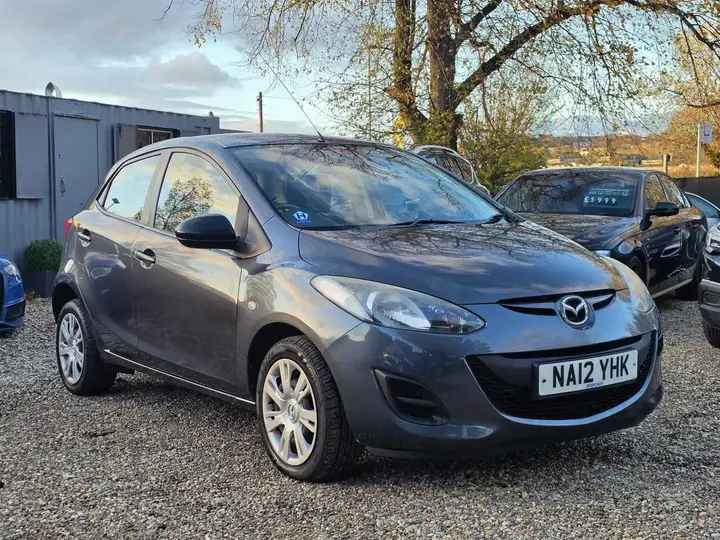 Mazda Mazda2