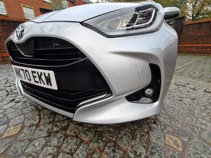 Toyota Yaris 2020 photo 3
