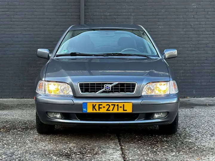 Volvo V40 2003 photo 3