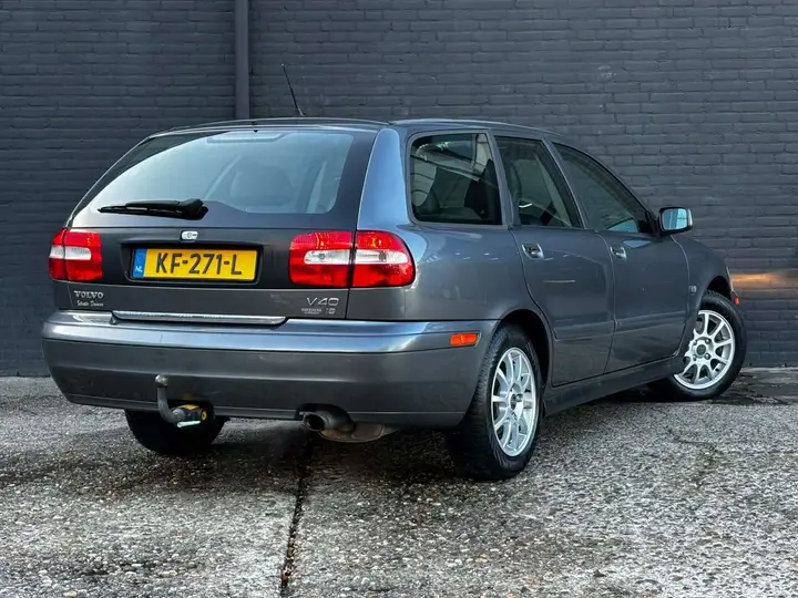 Volvo V40 2003 photo 4