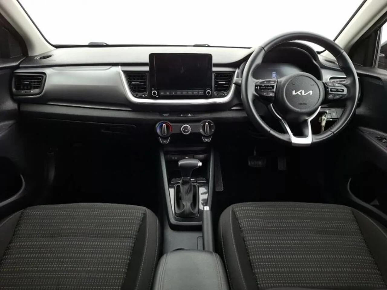 Kia Stonic 2024 photo 3