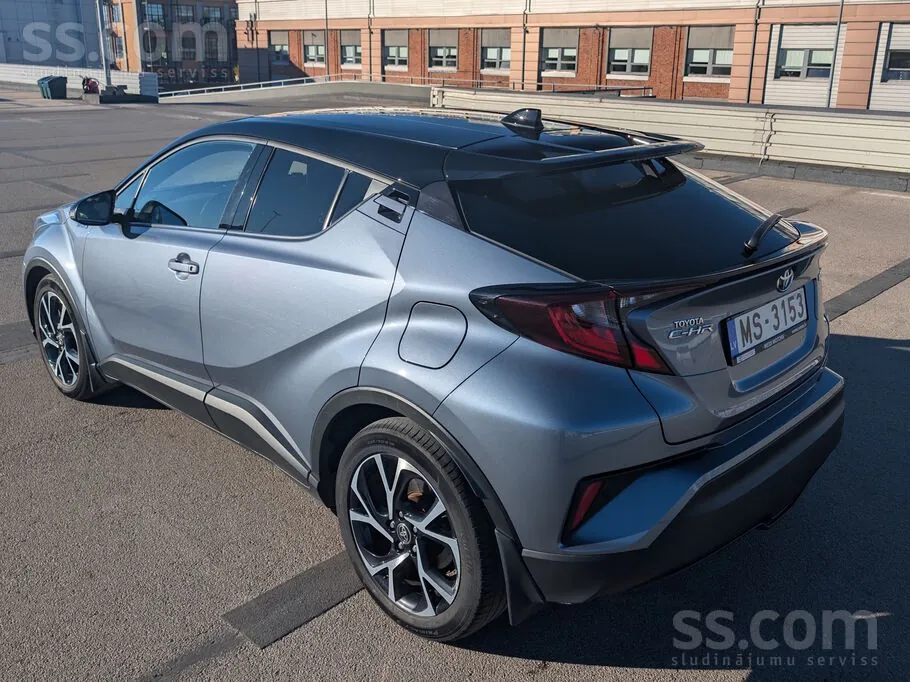 Toyota C-Hr 2020 photo 3