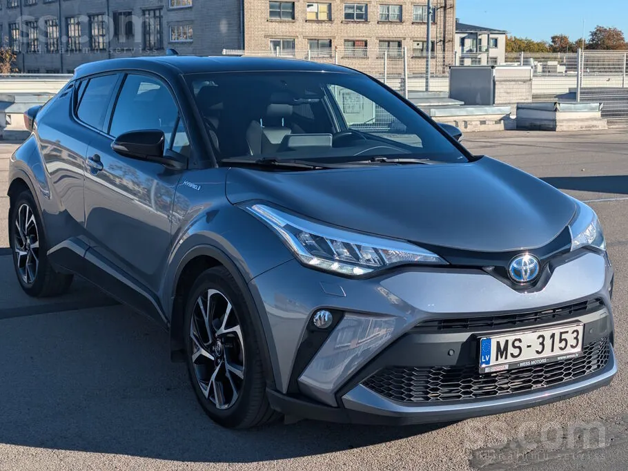 Toyota C-Hr 2020 photo 2