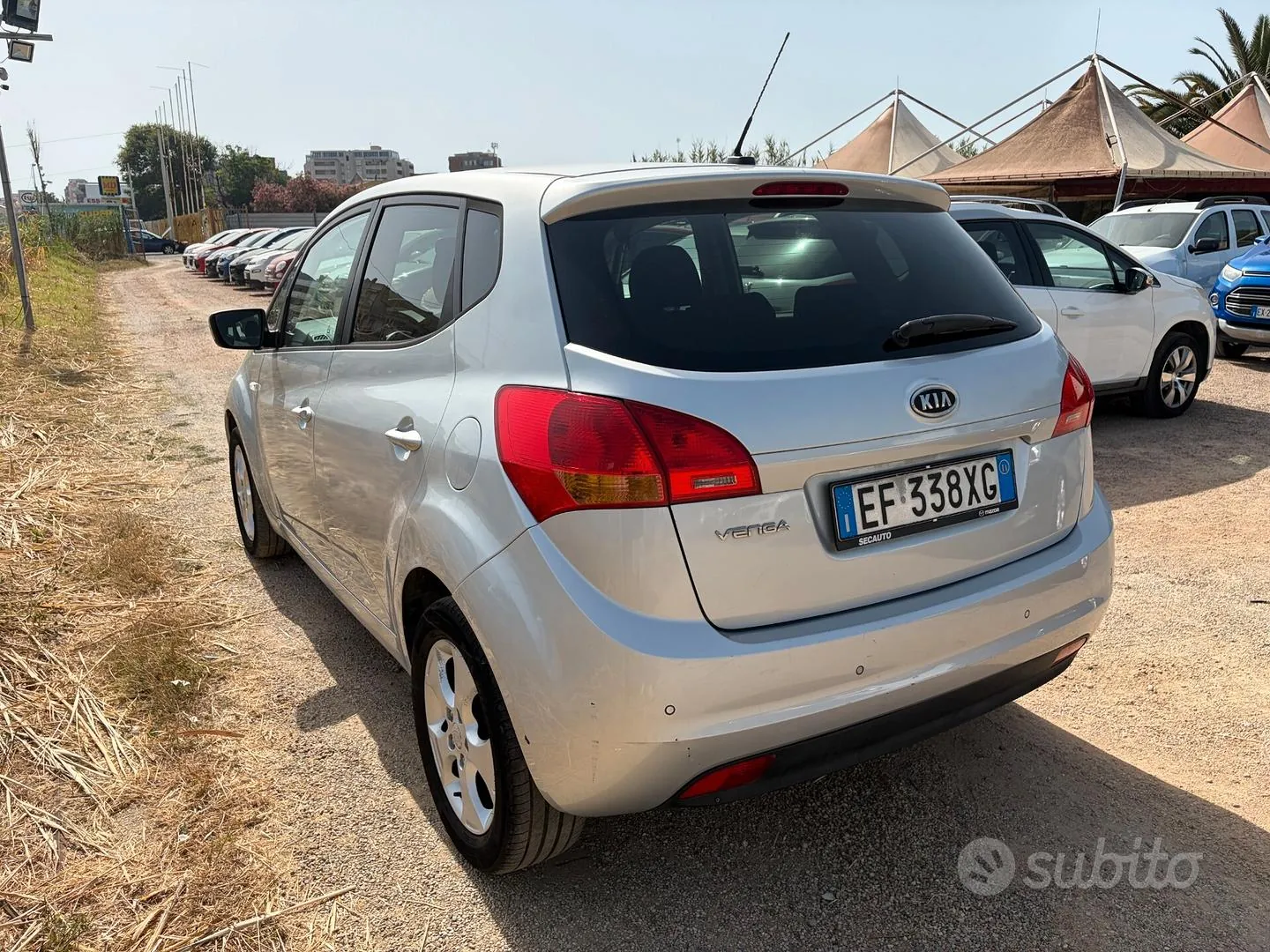 Kia Venga 2011 photo 3