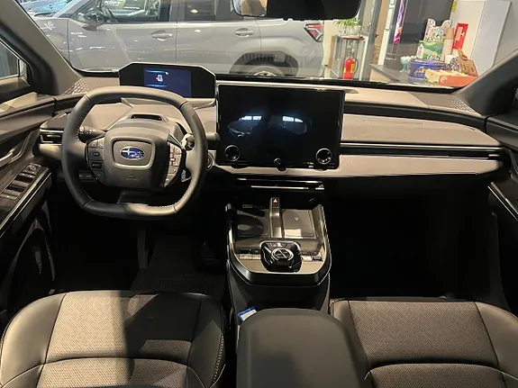 Subaru Solterra 2026 photo 4