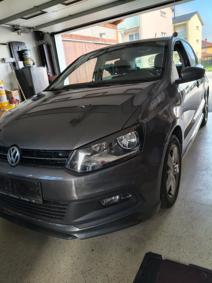 Volkswagen Polo 2013 photo 2