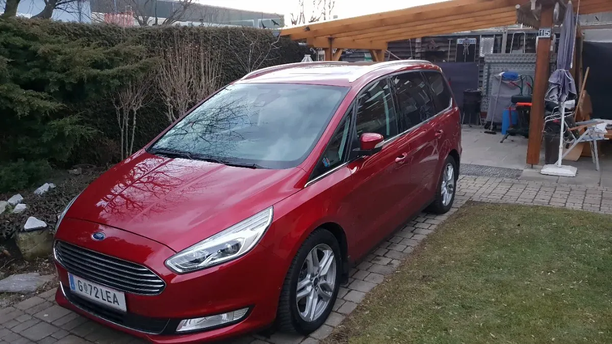 Ford Galaxy 2018 photo 2