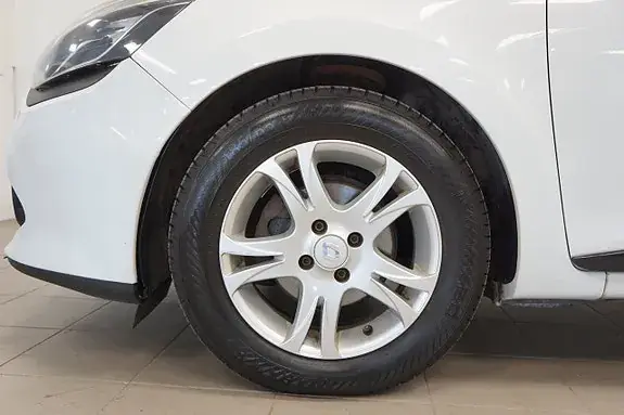 Renault Clio 2015 photo 5