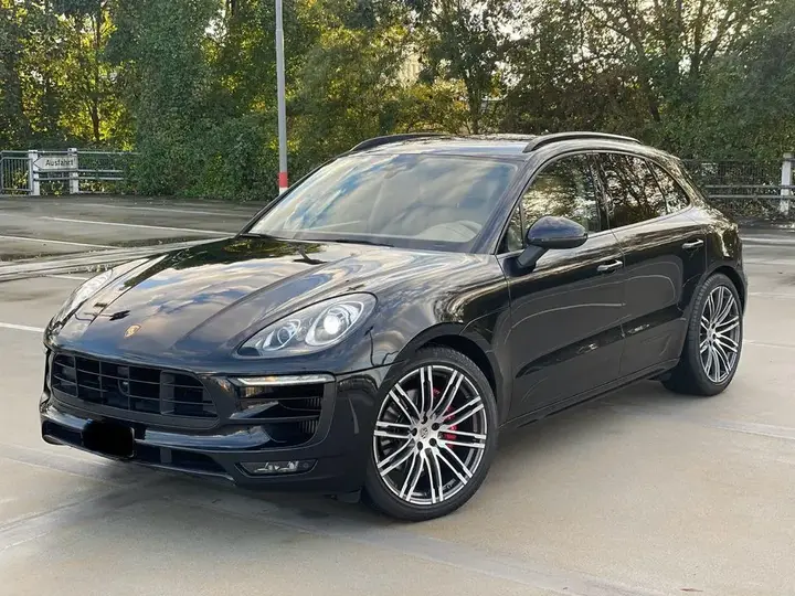 Porsche Macan Turbo