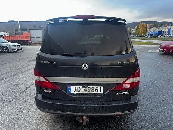 KG Mobility Rodius 2008 photo 4