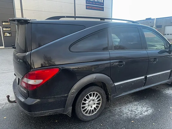 KG Mobility Rodius 2008 photo 5