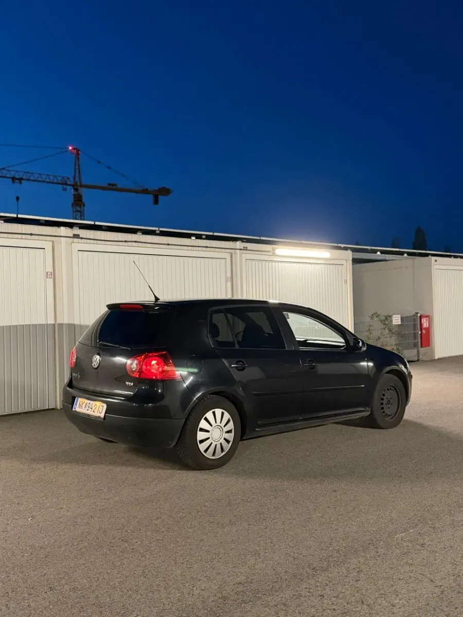Volkswagen Golf 2008 photo 2