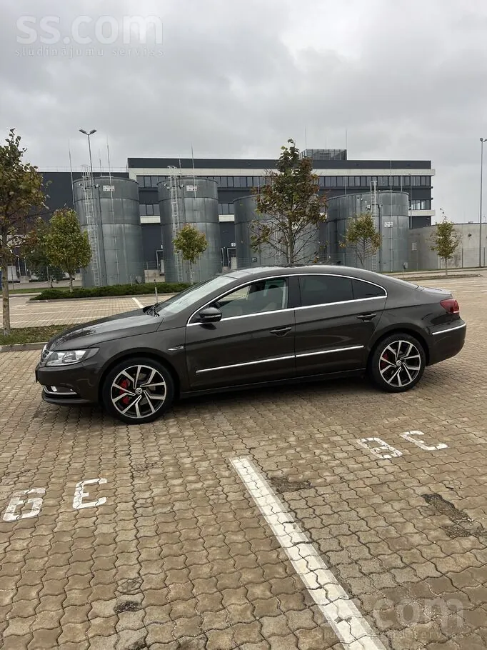 Volkswagen Passat Cc 2012 photo 3