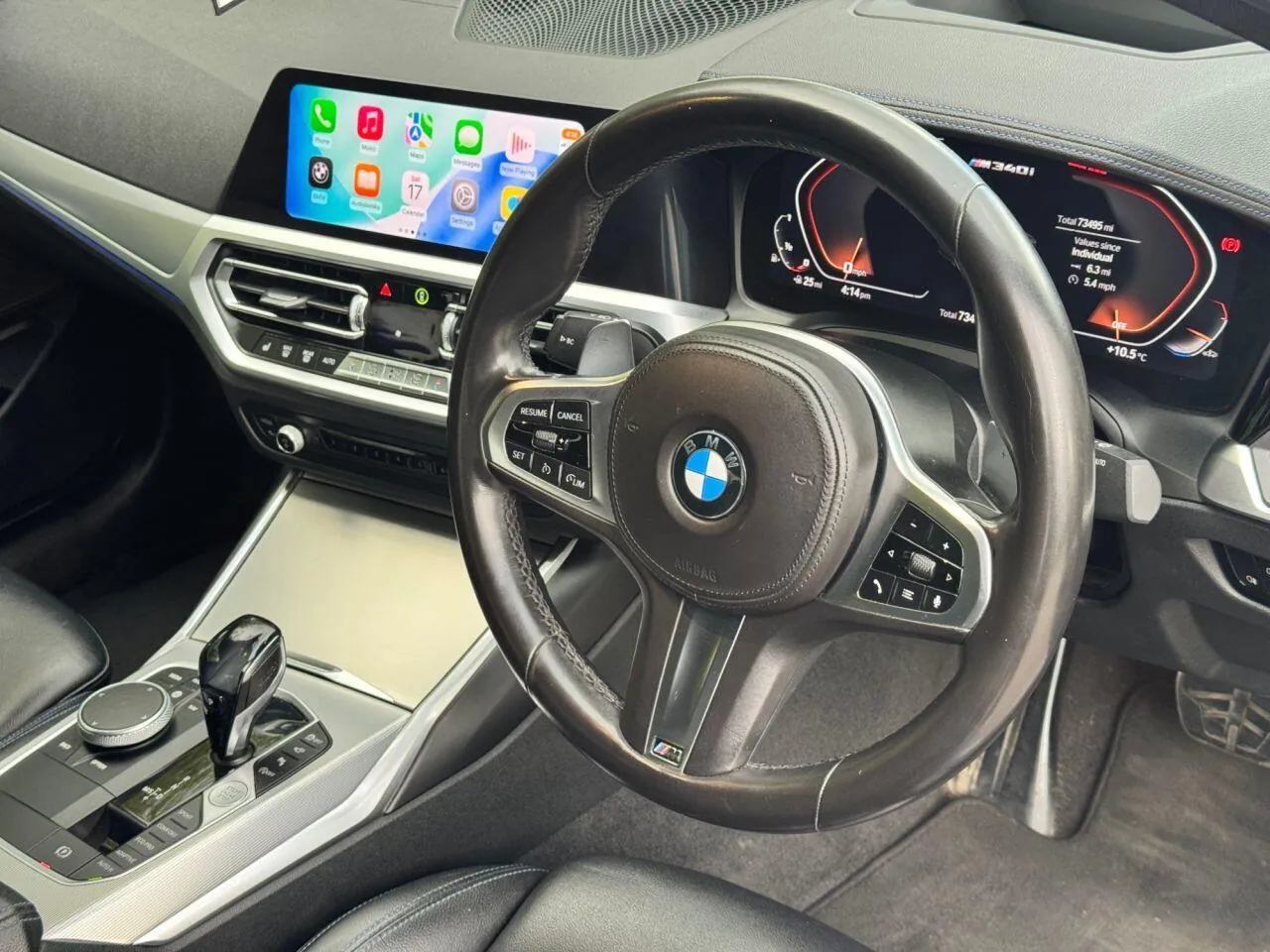 BMW 3 Series 2019 photo 2