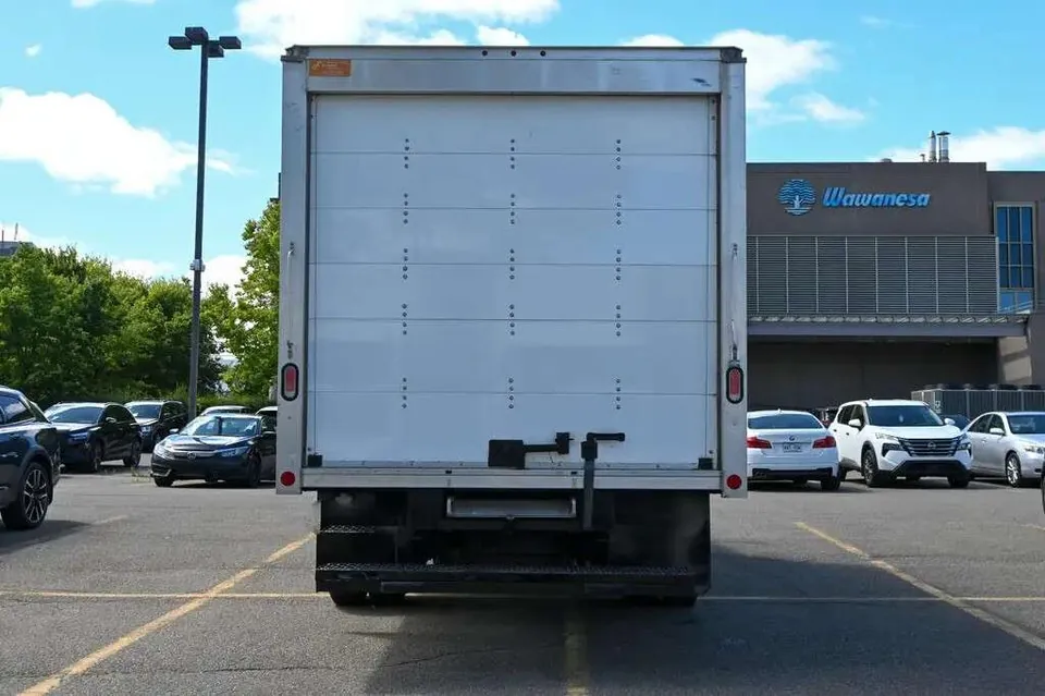 Ford E-Series 2022 photo 5