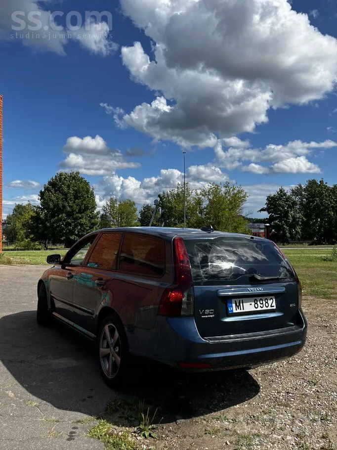 Volvo V50 2007 photo 4