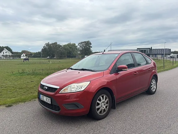 Ford Focus 2009 photo 2