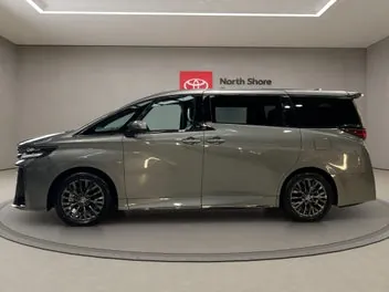 Toyota Vellfire 2025 photo 5