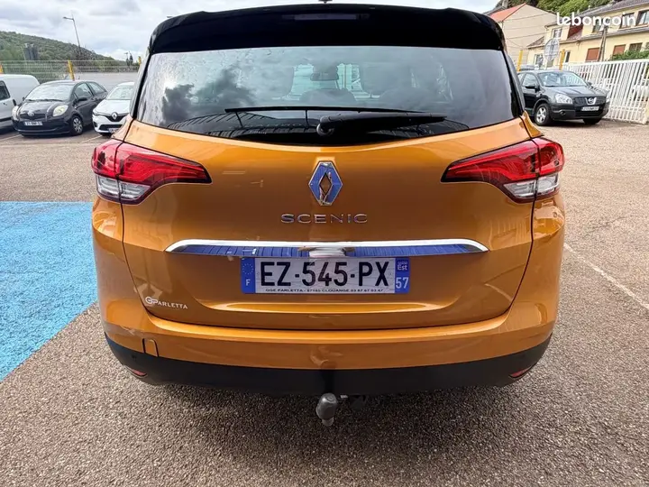 Renault Scenic 2018 photo 4