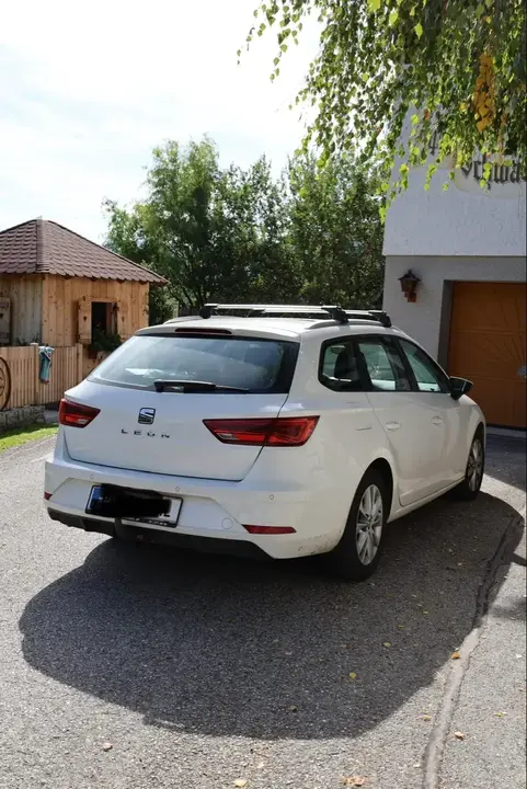 Seat Leon 2018 photo 2
