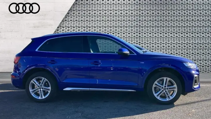 Audi Q5 2022 photo 4