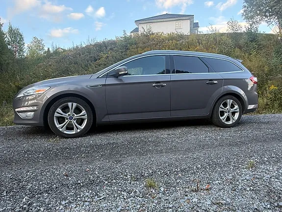 Ford Mondeo 2012 photo 2