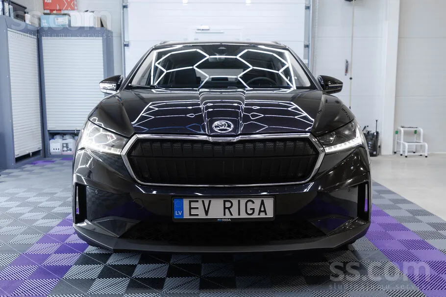 Skoda Enyaq 2021 photo 2