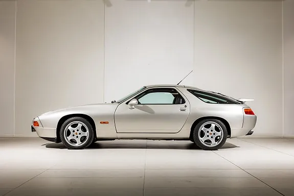 Porsche 928 1992 photo 2