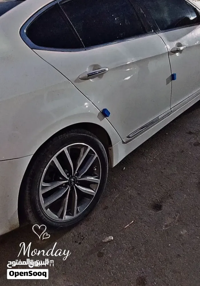 Kia Cadenza 2012 photo 3
