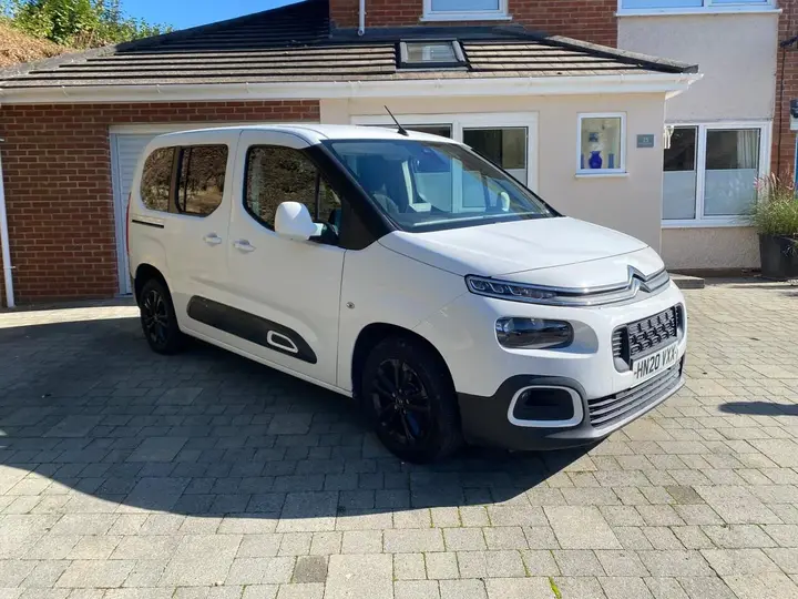 Citroen Berlingo 2020 photo 2