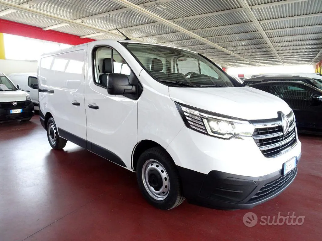Renault Trafic 2024 photo 5