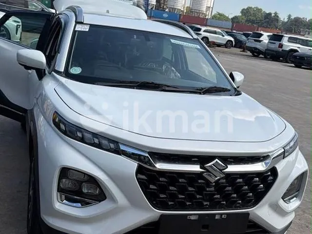Suzuki Fronx