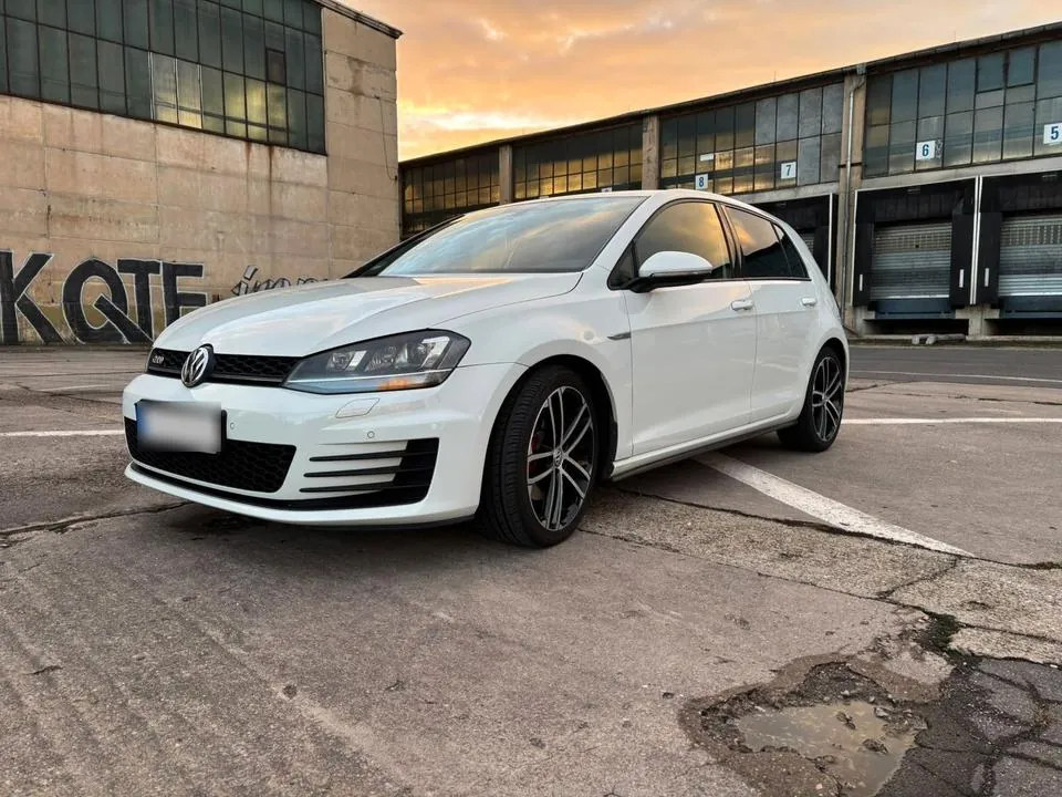 Volkswagen Golf Vii