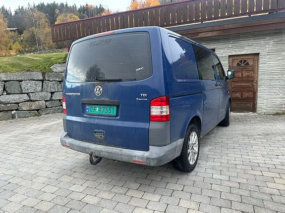 Volkswagen Transporter 2009 photo 2