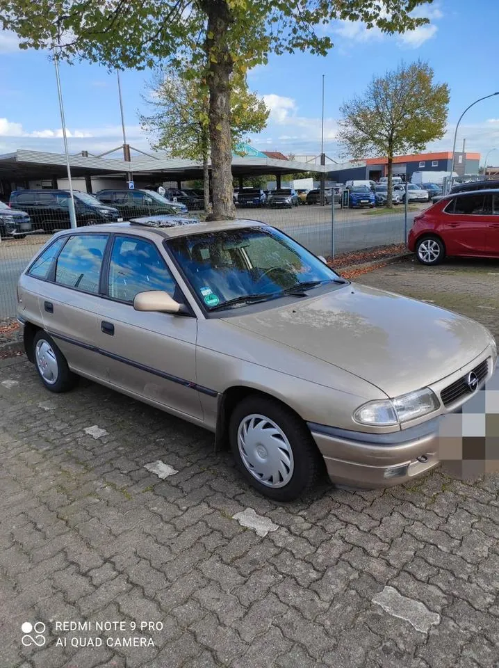 Opel Astra F