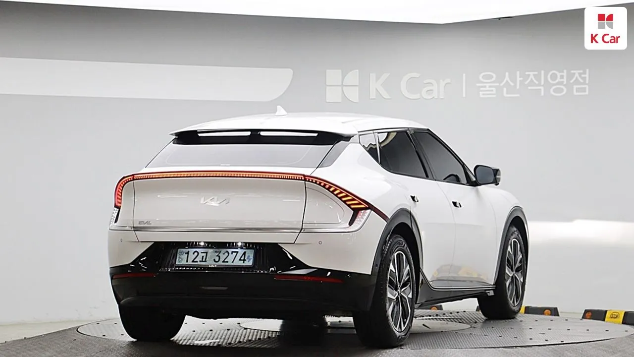 Kia Ev6 2023 photo 2