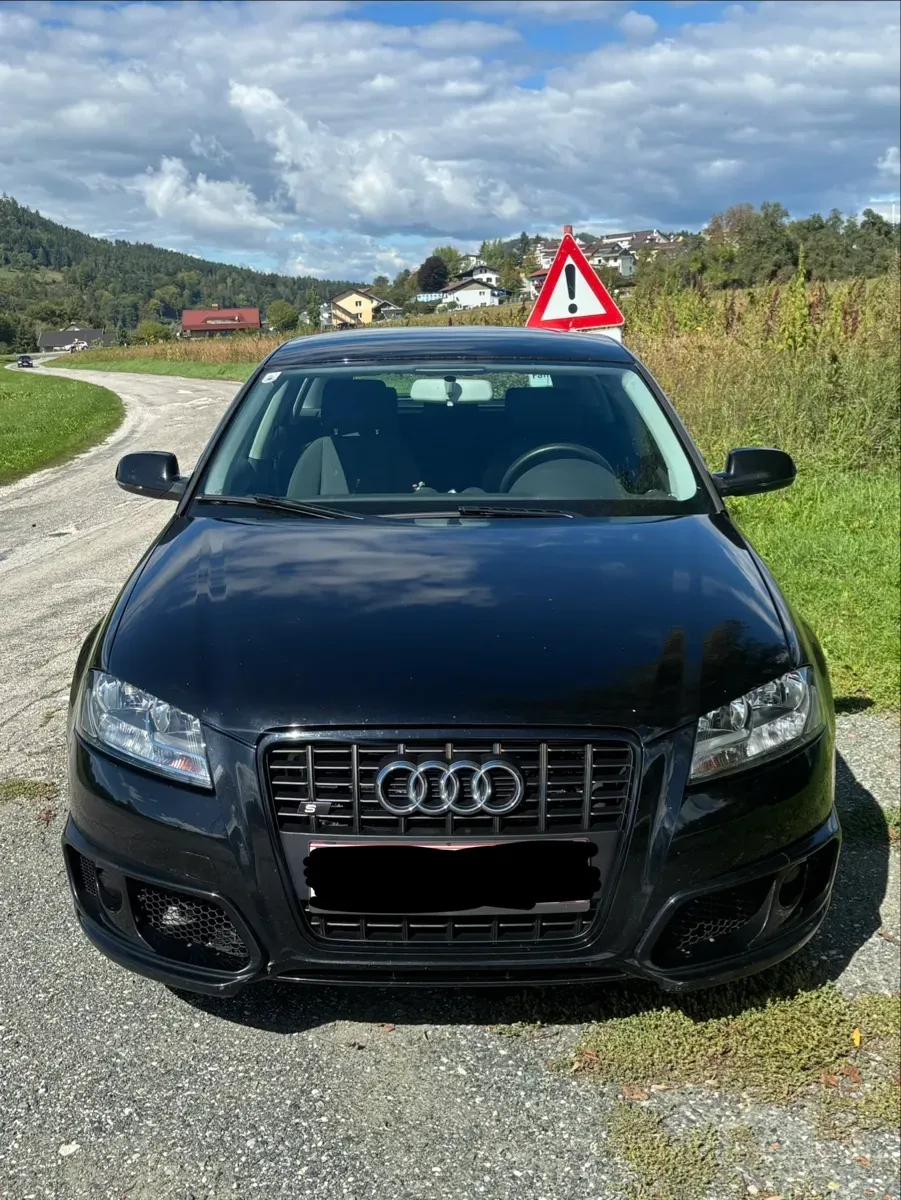 Audi A3 2011 photo 2