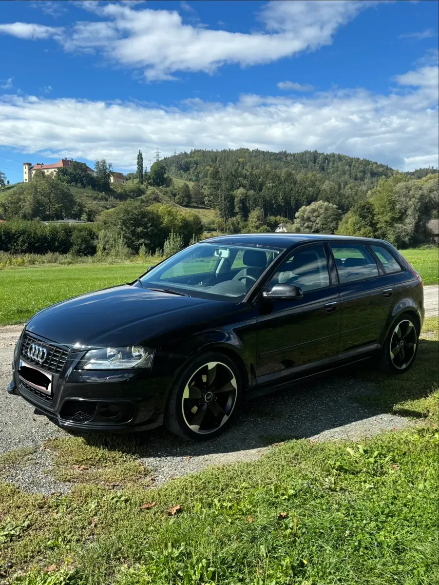 Audi A3 2011 photo 3