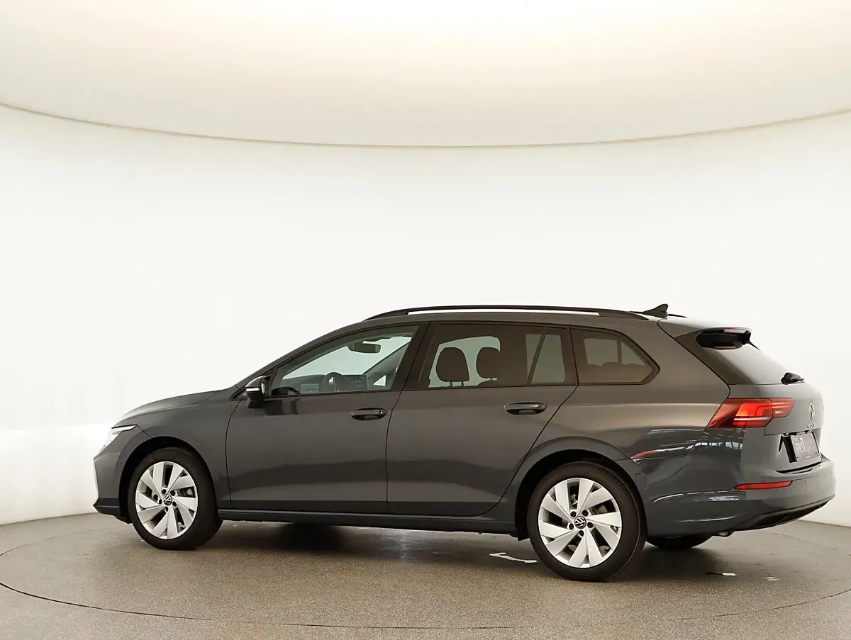 Volkswagen Golf 2026 photo 3